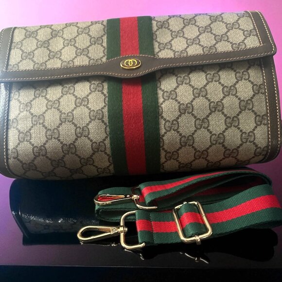 Vintage Gucci  GG Monogram Sherry Line Green & Red Canvas/Leather Clutch Bag - Picture 4 of 10